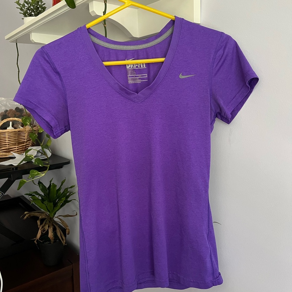 SOLD | Purple Nike Athletic T-shirt